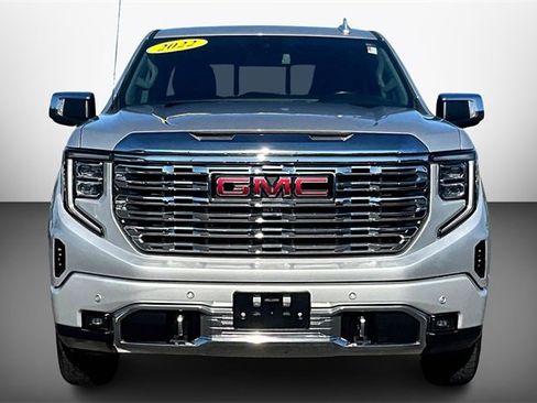 Used 2022 GMC Sierra 1500 Denali image 3