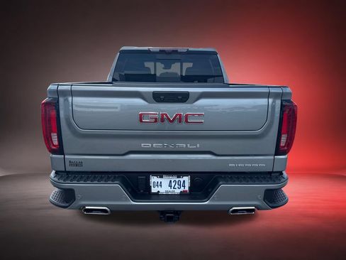 Certified 2023 GMC Sierra 1500 Denali w/ Denali Reserve Package AWD/4WD image 5