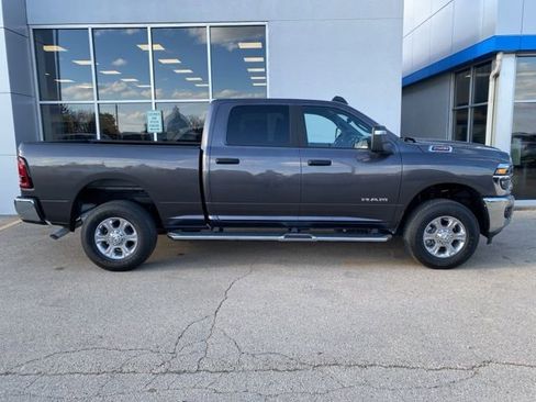 Used 2025 RAM 2500 Big Horn image 2