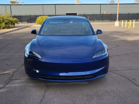 Used 2025 Tesla Model 3 Long Range image 3