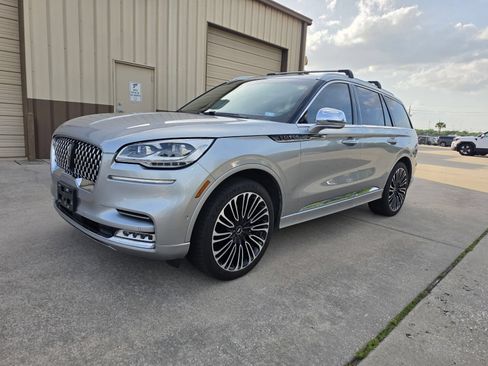Used 2022 Lincoln Aviator Black Label AWD/4WD image 1