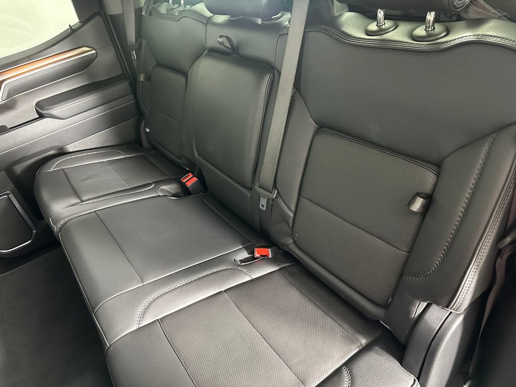 Used 2025 GMC Sierra 1500 Denali w/ Denali Reserve Package AWD/4WD image 29