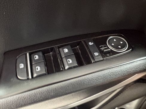 Used 2023 Kia Soul LX w/ Option Group 015 FWD image 24