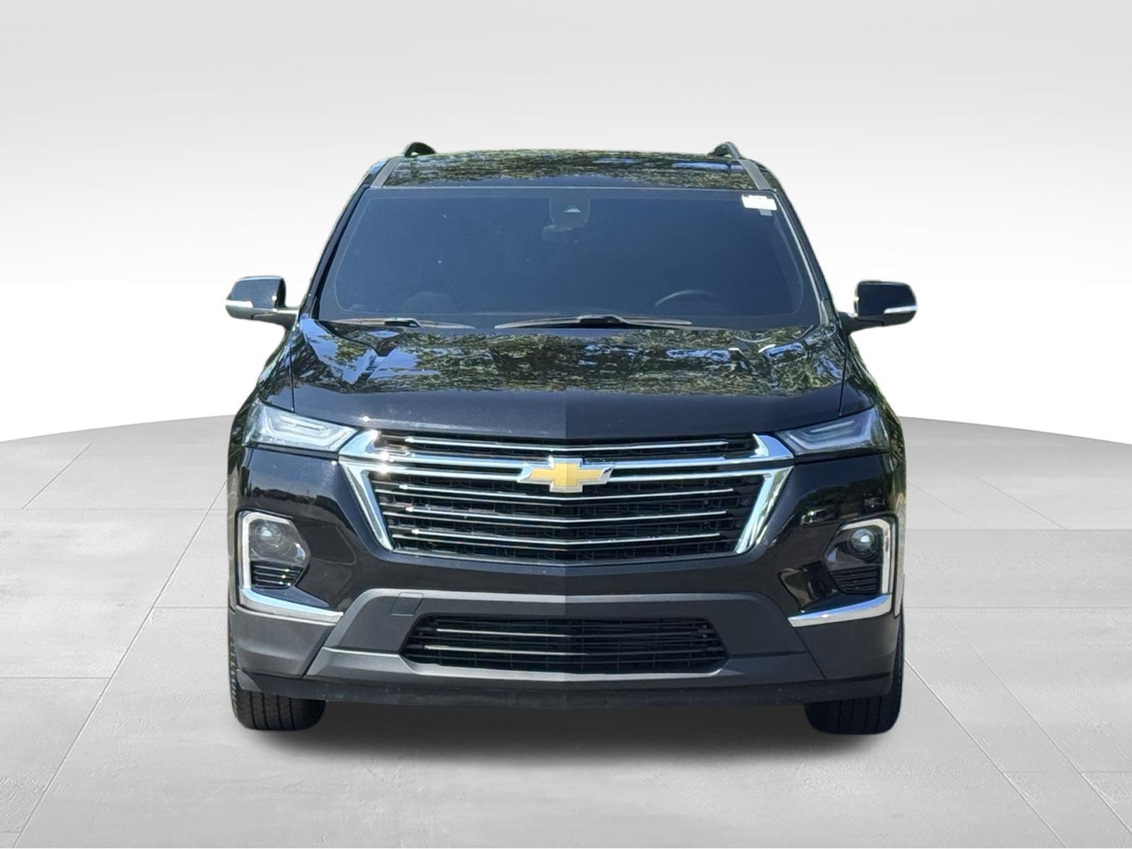 Used 2023 Chevrolet Traverse LT FWD image 11