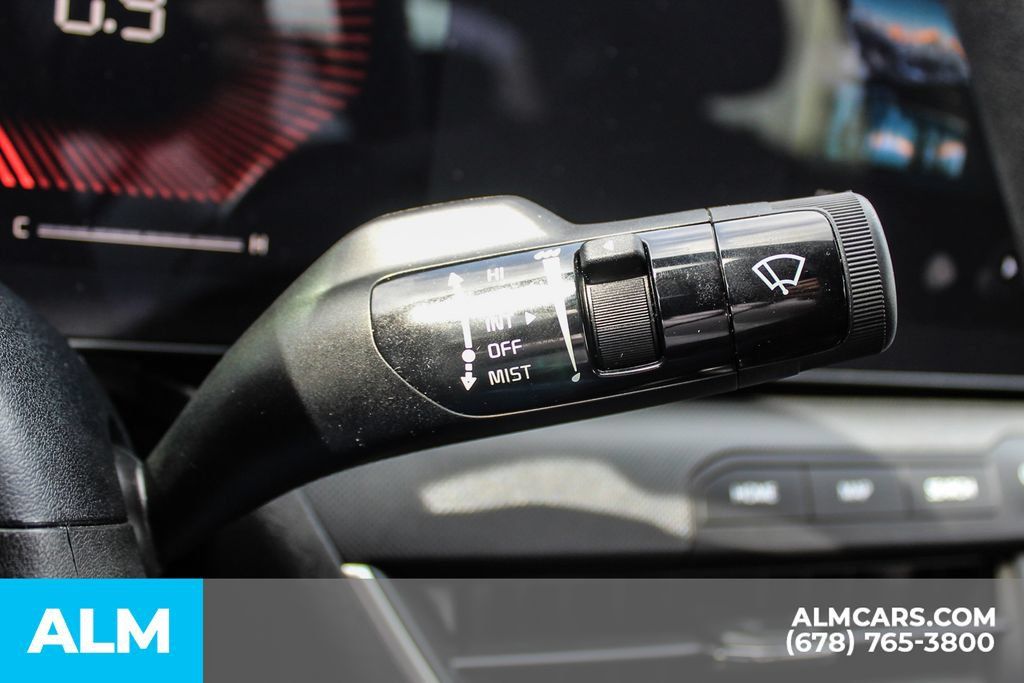 Used 2025 Kia K4 FWD image 29