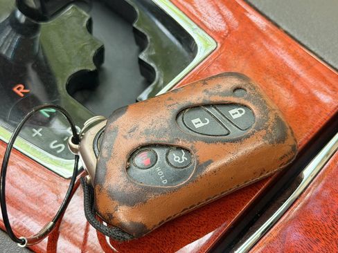 Used 2010 Lexus ES 350 FWD image 35