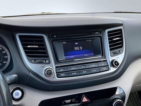 Used 2017 Hyundai Tucson Sport w/ Cargo Package image 7