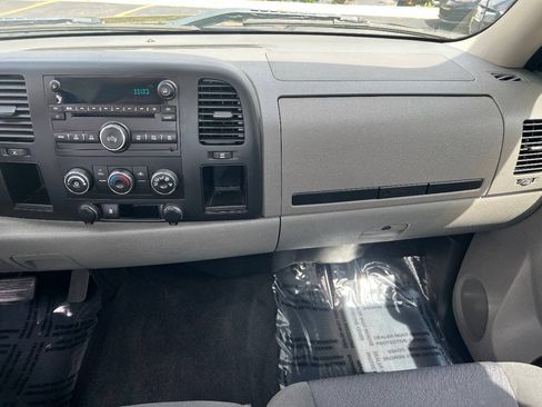 Used 2011 Chevrolet Silverado 1500 W/T RWD image 26