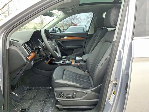 Certified 2023 Audi Q5 2.0T Premium w/ Convenience Package AWD/4WD image 14