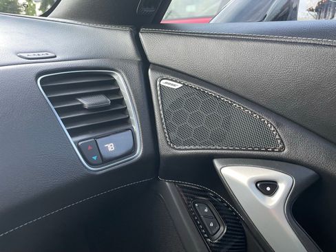 Used 2019 Chevrolet Corvette Stingray Coupe w/ 1LT image 20