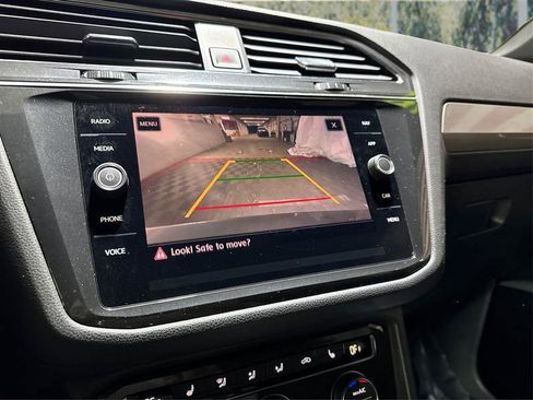 Used 2019 Volkswagen Tiguan SEL Premium R-Line image 25
