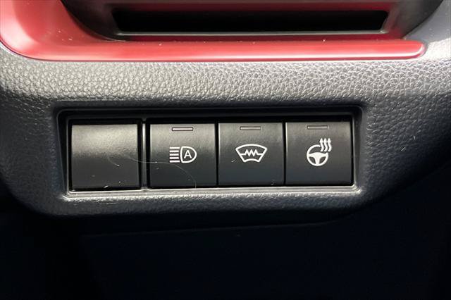 Certified 2024 Toyota Prius Prime FWD image 29