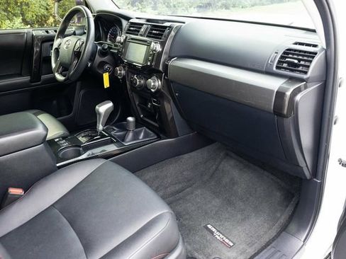 Used 2018 Toyota 4Runner TRD Off-Road Premium image 62