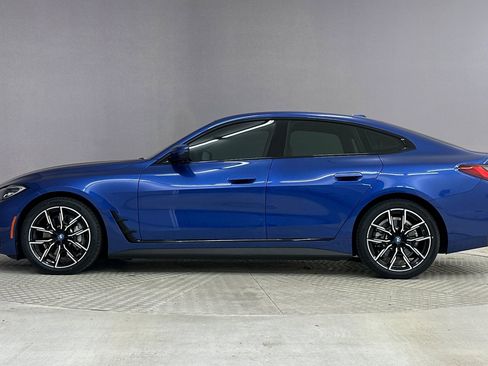 Certified 2022 BMW i4 eDrive40 w/ M Sport Package image 2