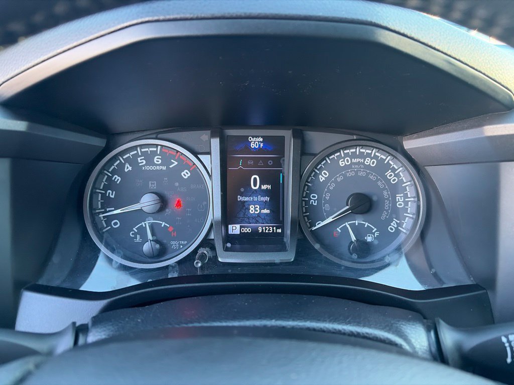 Used 2020 Toyota Tacoma TRD Sport w/ Technology Package AWD/4WD image 26