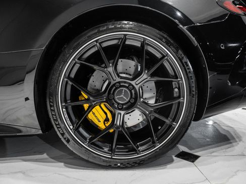 Used 2025 Mercedes-Benz AMG GT 63 image 16