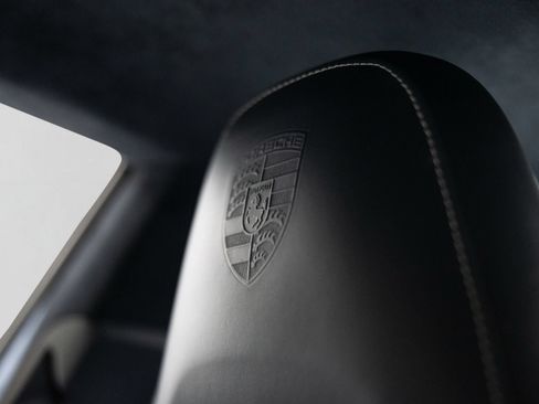 Used 2018 Porsche 911 Turbo AWD/4WD image 23