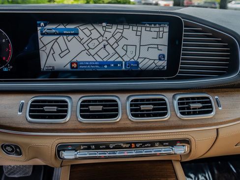 Used 2024 Mercedes-Benz GLE 350 4MATIC image 10