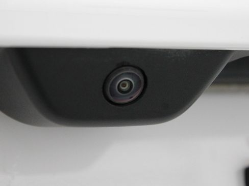 Used 2025 Jeep Grand Cherokee Laredo X image 14