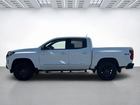 Used 2025 Chevrolet Colorado Z71 w/ Technology Package image 7