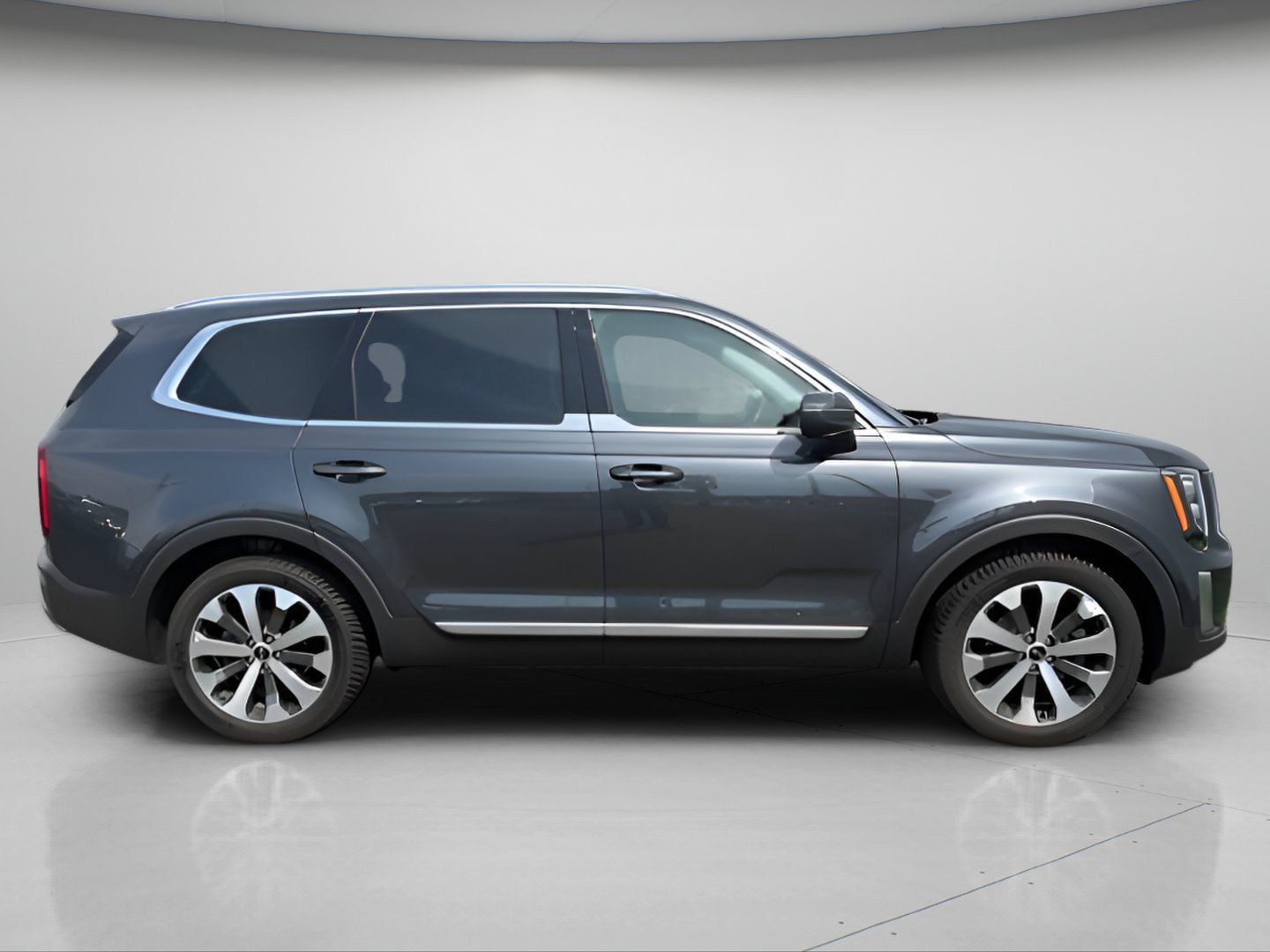 Used 2021 Kia Telluride EX w/ EX Premium Package AWD/4WD image 5