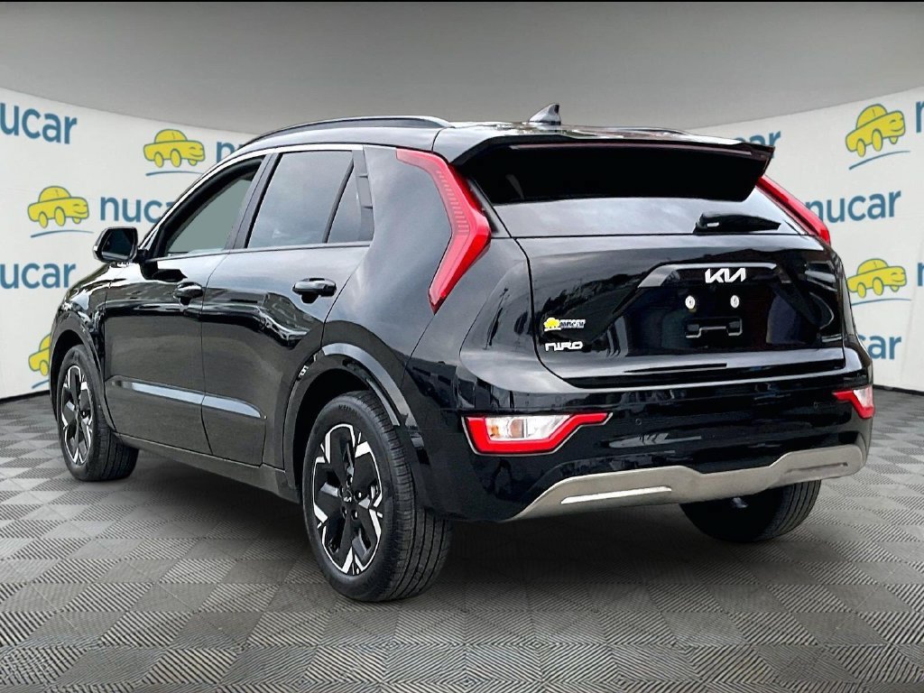 Used 2025 Kia Niro Wind w/ Wind Preserve Package FWD image 4