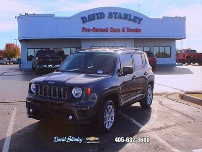 Used 2023 Jeep Renegade Latitude w/ Premium Group