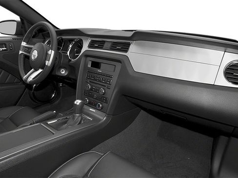 Used 2013 Ford Mustang GT Premium w/ Security Pkg RWD image 17