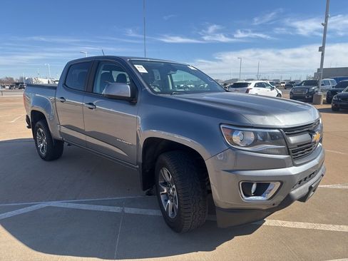 Used 2020 Chevrolet Colorado Z71 image 10