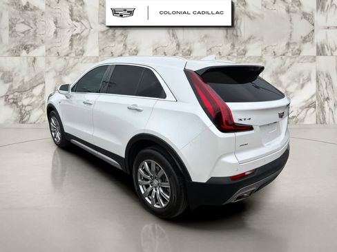 Used 2019 Cadillac XT4 Premium Luxury AWD/4WD image 3