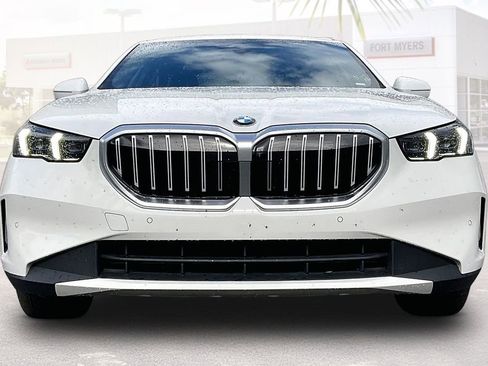 Used 2026 BMW 530i RWD image 18