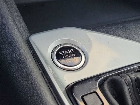 Used 2025 Nissan Altima 2.5 SV FWD image 29