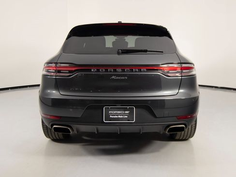 Certified 2021 Porsche Macan image 9
