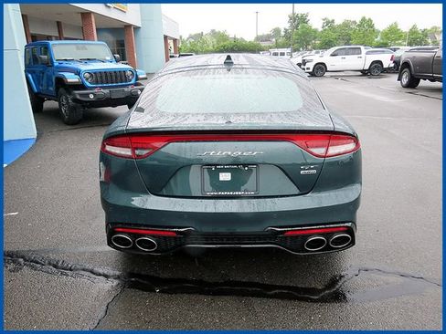 Used 2022 Kia Stinger GT1 AWD/4WD image 4
