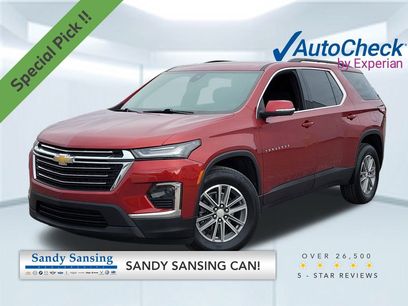 Used 2023 Chevrolet Traverse LT