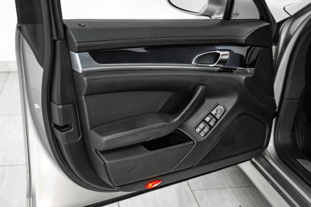 Used 2010 Porsche Panamera S RWD image 41