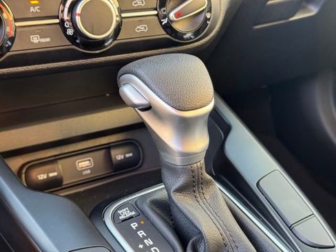 Certified 2025 Kia Soul LX image 23