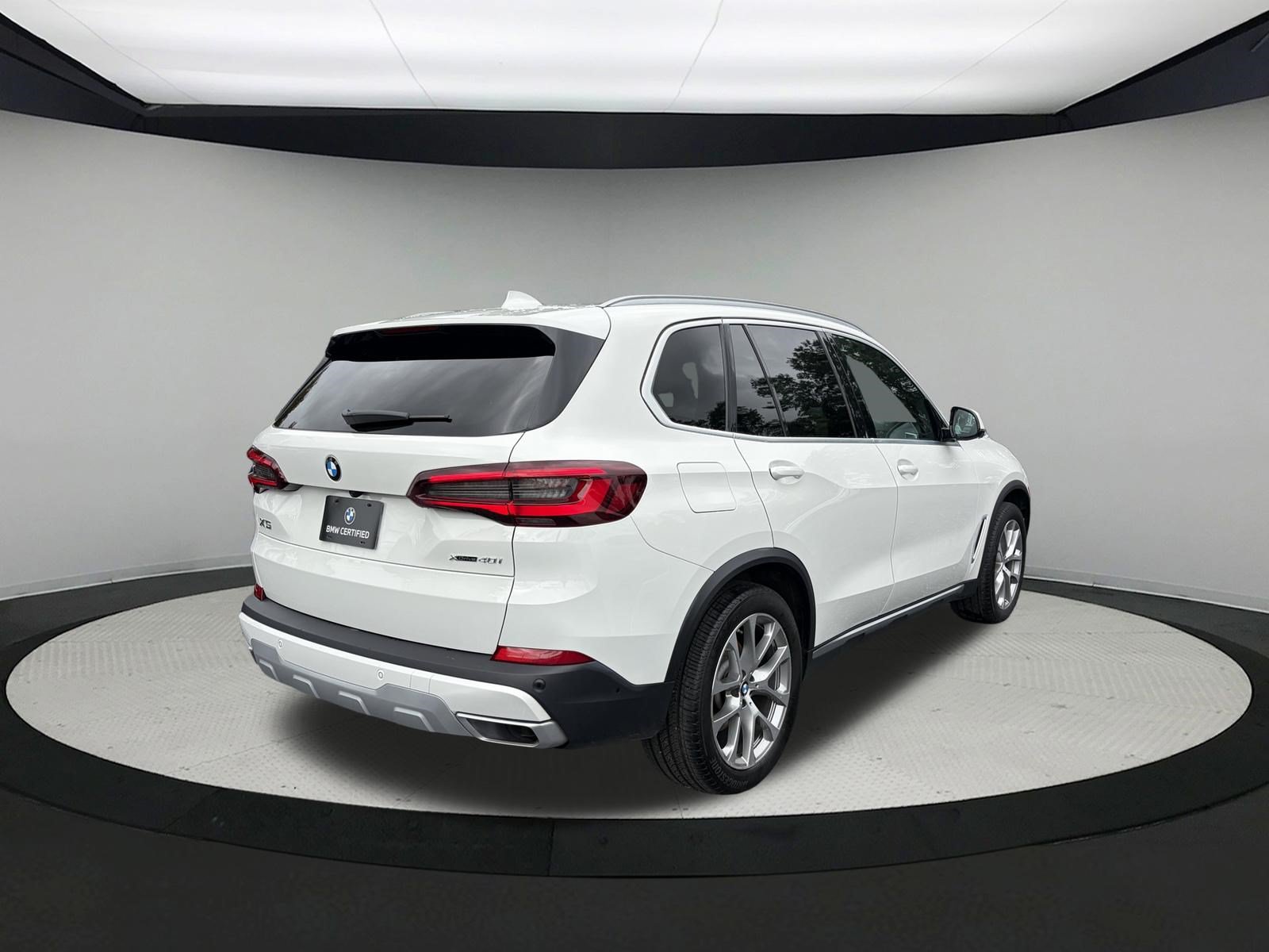 Certified 2022 BMW X5 xDrive40i w/ Premium Package AWD/4WD image 7