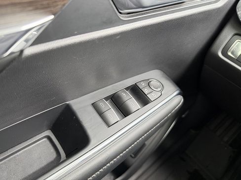 Used 2024 GMC Acadia Denali w/ Super Cruise Package image 34