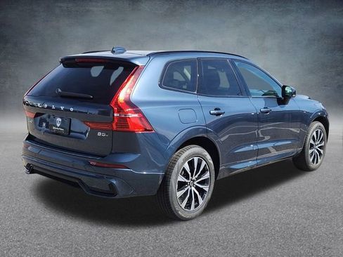 New 2025 Volvo XC60 B5 Core w/ Protection Package Premier image 3