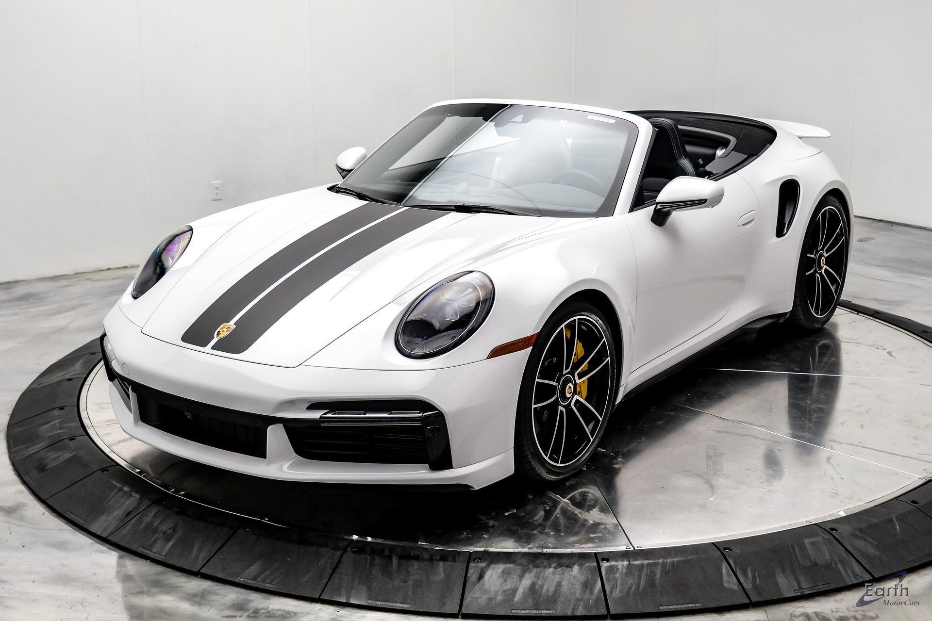 Used 2024 Porsche 911 Turbo S AWD/4WD image 6