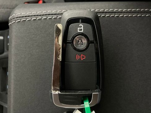 New 2025 Ford Bronco 4-Door image 31