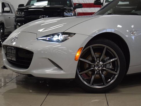 Used 2018 MAZDA MX-5 Miata RF Grand Touring image 10