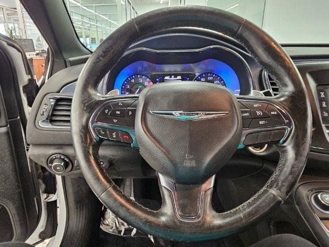 Used 2015 Chrysler 200 S w/ Comfort Group FWD image 10