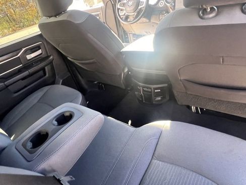 Used 2024 RAM 2500 Big Horn w/ Safety Group image 27