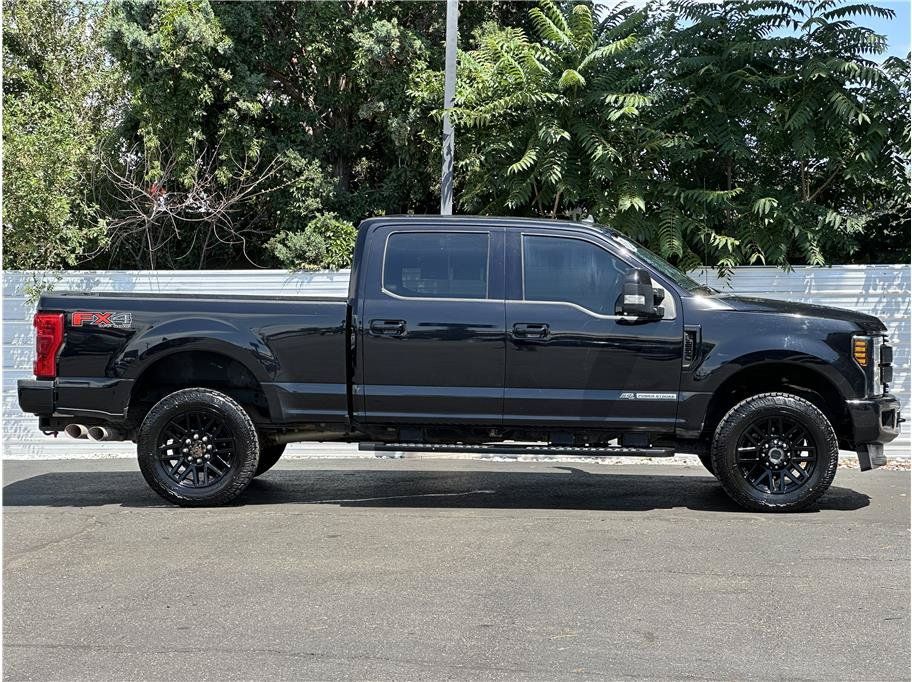 Used 2019 Ford F250 Lariat AWD/4WD image 9