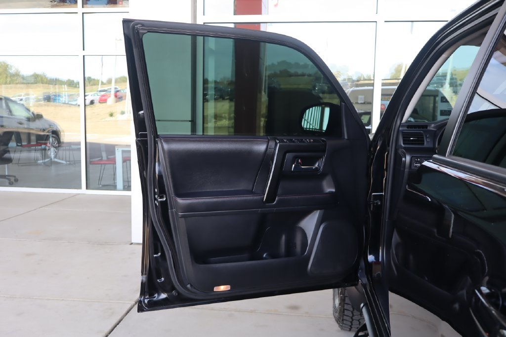 Used 2022 Toyota 4Runner TRD Pro AWD/4WD image 15