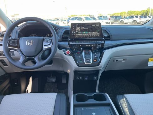 New 2026 Honda Odyssey Elite image 9