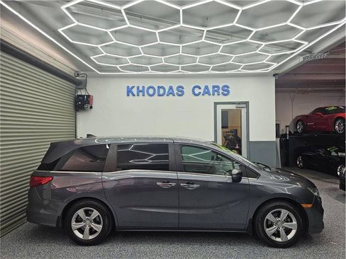 Used 2018 Honda Odyssey EX-L image 5