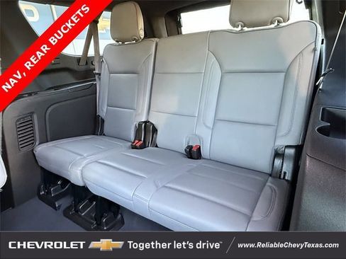 Used 2023 GMC Yukon XL SLT image 28